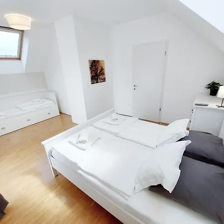 Centrally Located, With Castle View And 2 Parkings Bled Exterior photo